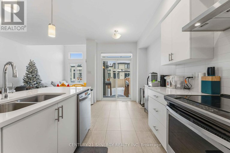 29276860/214-hawkeswood-drive/riverside-southgloucester-glen/ottawa/ontario/K4M0E2_9