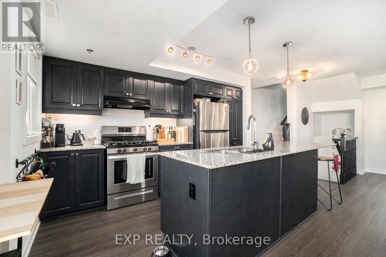 28977055/770-mikinak-road/cfb-rockcliffe-and-area/ottawa/ontario/K1K5A5_14