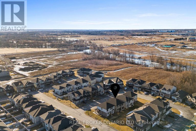 28309784/845-snap-hook-crescent/half-moon-bay/ottawa/ontario/K2J6V7_41