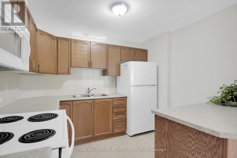 29280880/b-251-crestway-drive/barrhaven-east/ottawa/ontario/K2G0A9_10