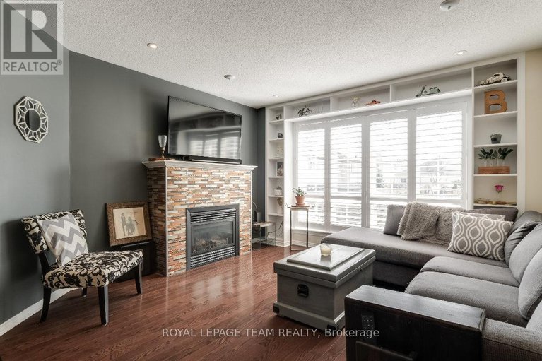 29094729/404-heathrow-private/stittsville-south/ottawa/ontario/K2S0M9_6