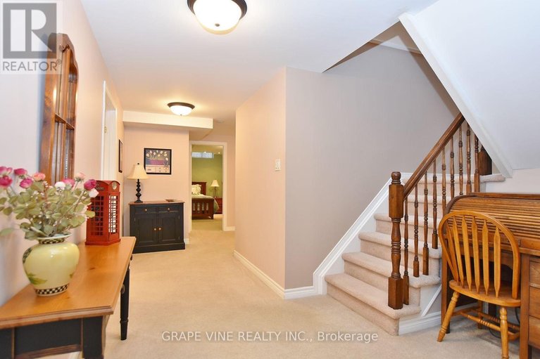 29608378/28-delamere-drive/stittsville-central/ottawa/ontario/K2S1G7_21