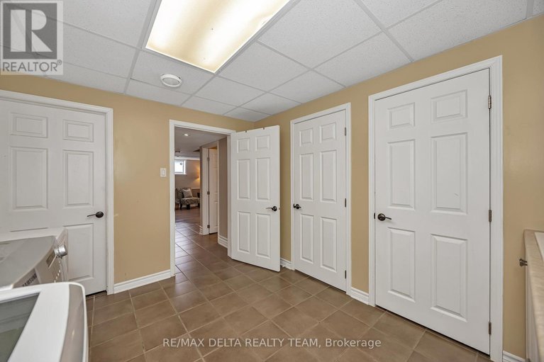 29375289/39-sunvale-way/barrhaven-east/ottawa/ontario/K2G6Y1_34