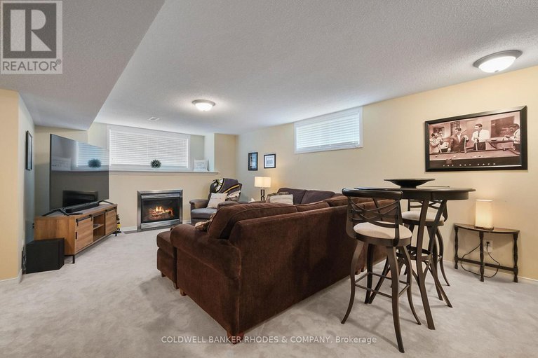 29079890/175-destiny-private/fallingbrookgardenway-south/ottawa/ontario/K4A0K6_33