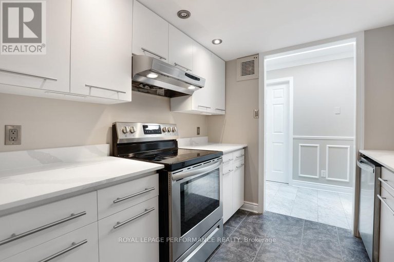 28821166/304-100-bruyere-street/lower-townbyward-market/ottawa/ontario/K1N5C6_10