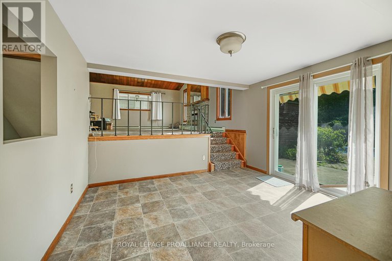 29233177/14-davison-avenue/brockville/brockville/ontario/K6V3C2_17