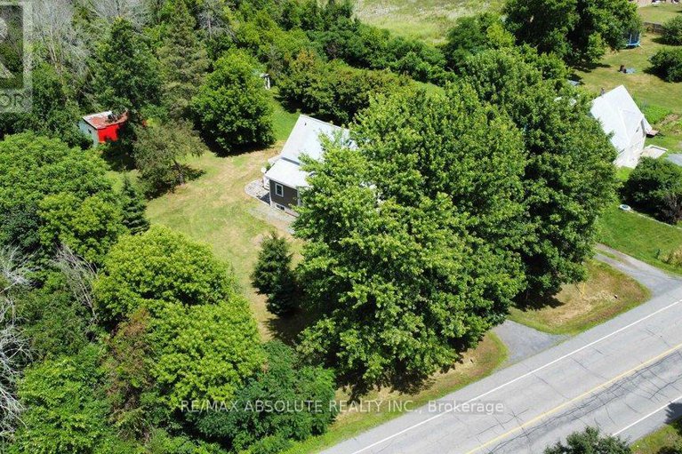 28648694/18597-dundas-street/south-glengarry-charlottenburgh-twp/south-glengarry/ontario/K0C1S0_37