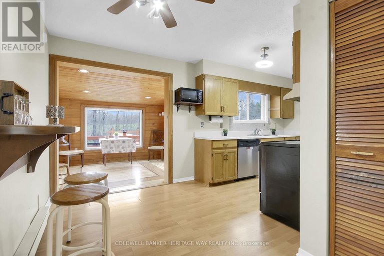 29687997/314-ferguson-falls-road/lanark-highlands-lanark-twp/lanark-highlands/ontario/K0G1K0_15