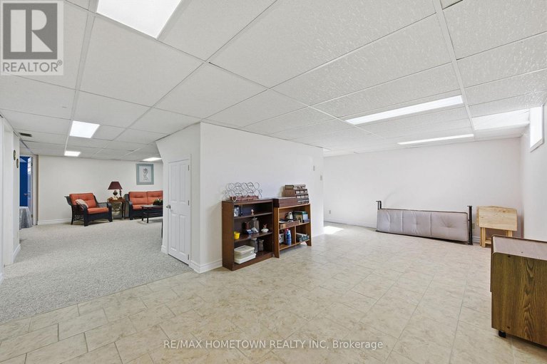 29430737/12-fairholme-drive/south-dundas-williamsburgh-twp/south-dundas/ontario/K0C1X0_39