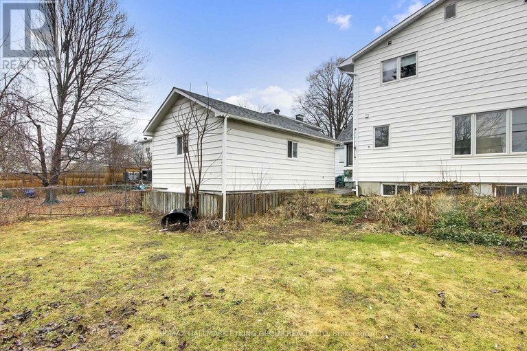 29614145/2018-olympia-crescent/elmvale-acresurbandale/ottawa/ontario/K1G2B4_29