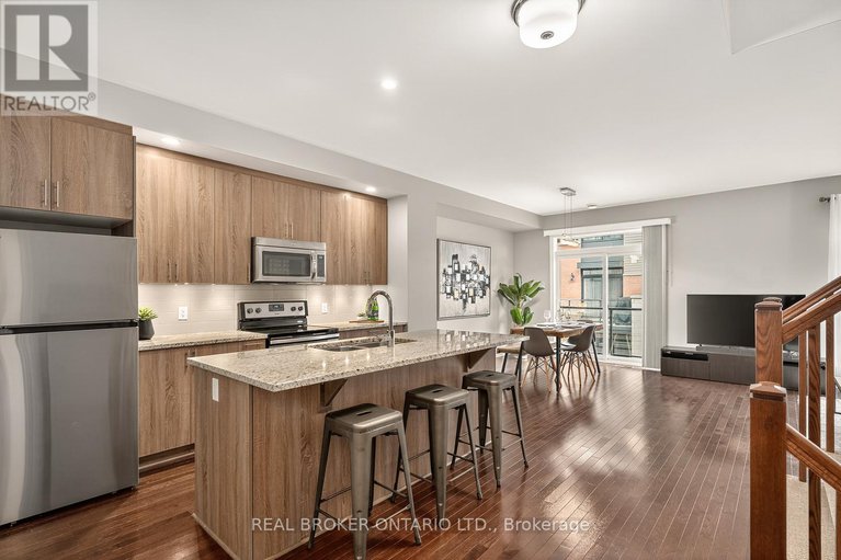 29039350/521-chaperal-private/avalon-west/ottawa/ontario/K4A0Y2_12