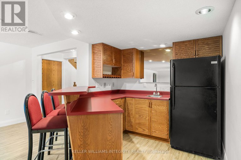 28227468/108-margaret-anne-drive/huntley-ward-south-east/ottawa/ontario/K0A1L0_38