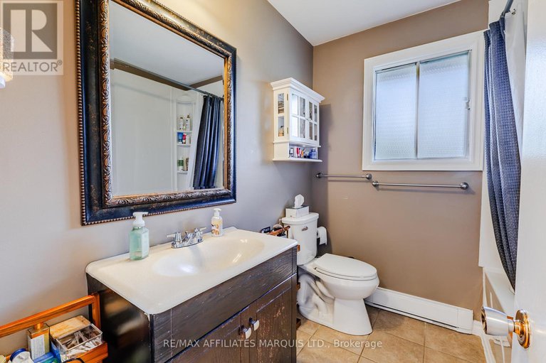 28780617/18223-oak-drive/south-glengarry-charlottenburgh-twp/south-glengarry/ontario/K0C2J0_11