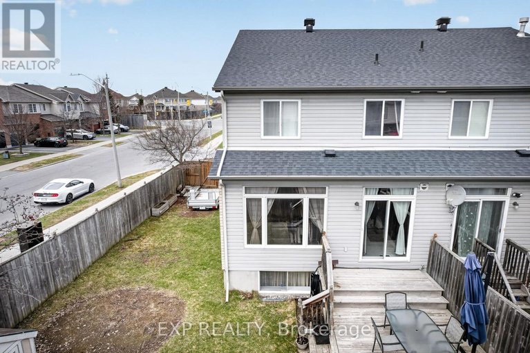 29648103/301-brigitta-street/emerald-meadowstrailwest/ottawa/ontario/K2S0H8_22