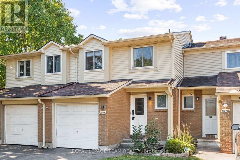 28902935/1578-cheevers-crescent/fallingbrookpineridge/ottawa/ontario/K4A2J8_1