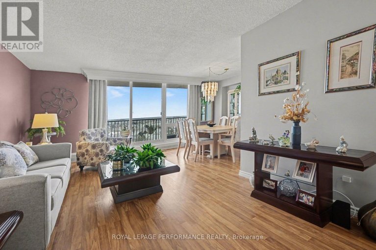 29476662/1505-665-bathgate-drive/carson-meadows/ottawa/ontario/K1K3Y4_5