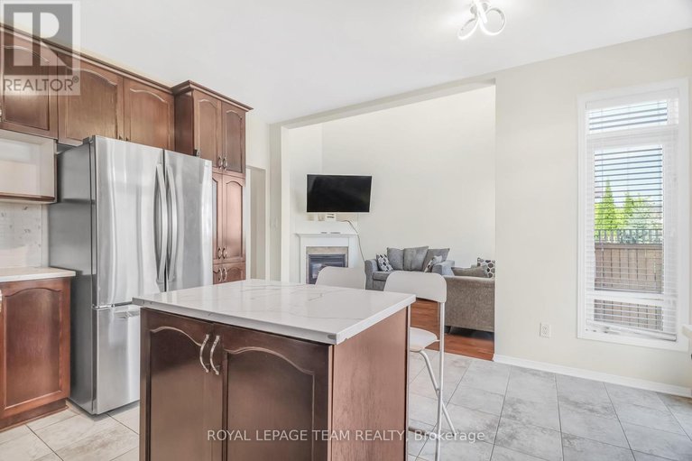 28552725/204-applecross-crescent/morgans-grantsouth-march/ottawa/ontario/K2K0C7_21