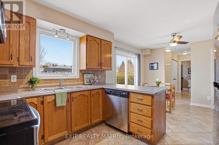 29608053/144-centenaire-street/embrun/russell/ontario/K0A1W0_11