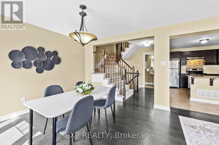 28595126/243-par-la-ville-circle/stittsville-north/ottawa/ontario/K2S0T6_14
