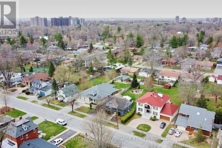 28237794/328-pleasant-park-road/alta-vistafaircrest-heights/ottawa/ontario/K1H5M8_32