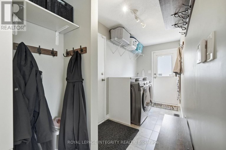 29646948/675-potvin-avenue/town-of-rockland/clarence-rockland/ontario/K4K1H2_24