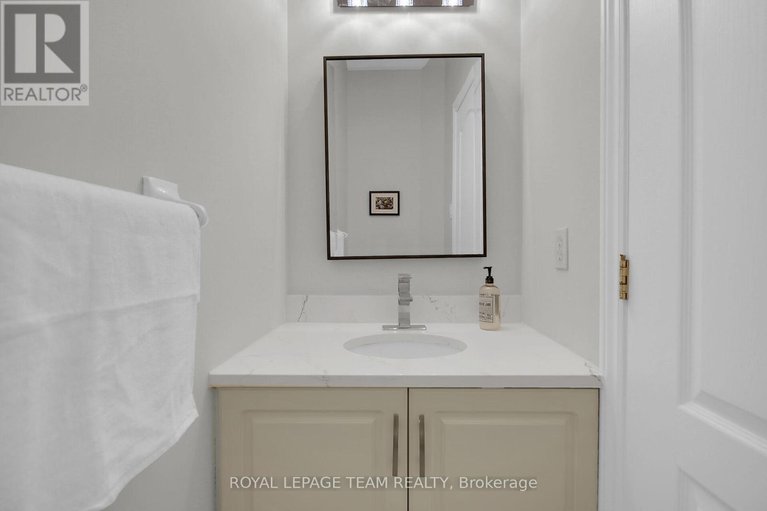 28202823/19-athena-way/barrhaven-east/ottawa/ontario/K2G6S1_18