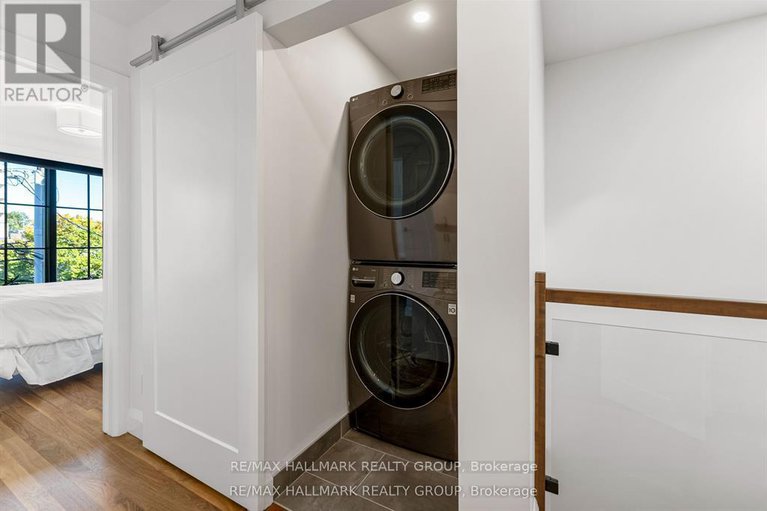 29052704/396-roosevelt-avenue/westboro-west/ottawa/ontario/K2A1Z3_37