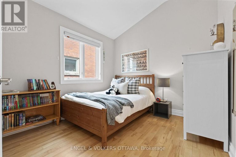 28911709/a-120-drummond-street/ottawa-east/ottawa/ontario/K1S1J9_20