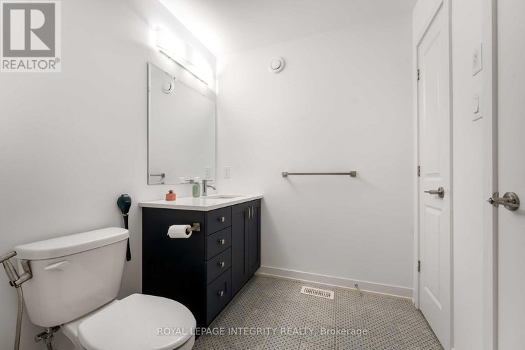 29585551/221-finsbury-avenue/stittsville-south/ottawa/ontario/K2S2X9_36