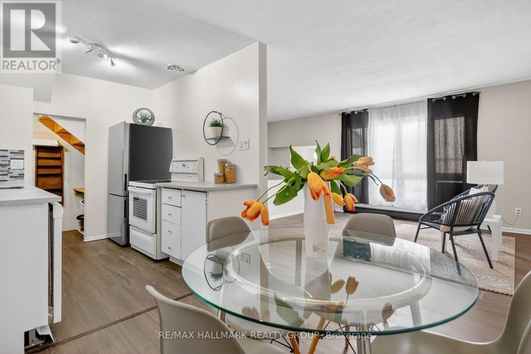 29306749/15-2640-draper-avenue/redwood-park/ottawa/ontario/K2H8V3_12