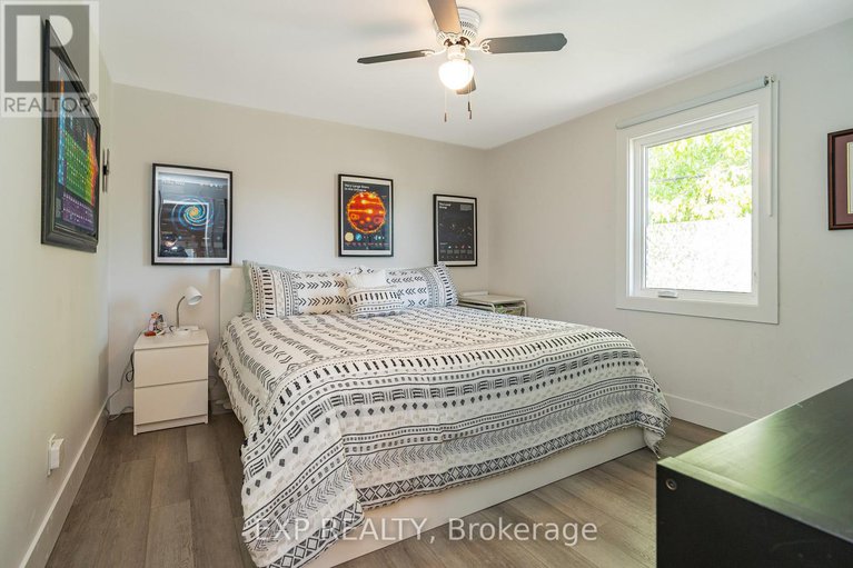 29317176/336-poulin-avenue/britannia/ottawa/ontario/K2B5T8_27