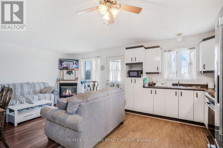 28598494/1013-jacynthe-street/hawkesbury/hawkesbury/ontario/K6A3V9_15