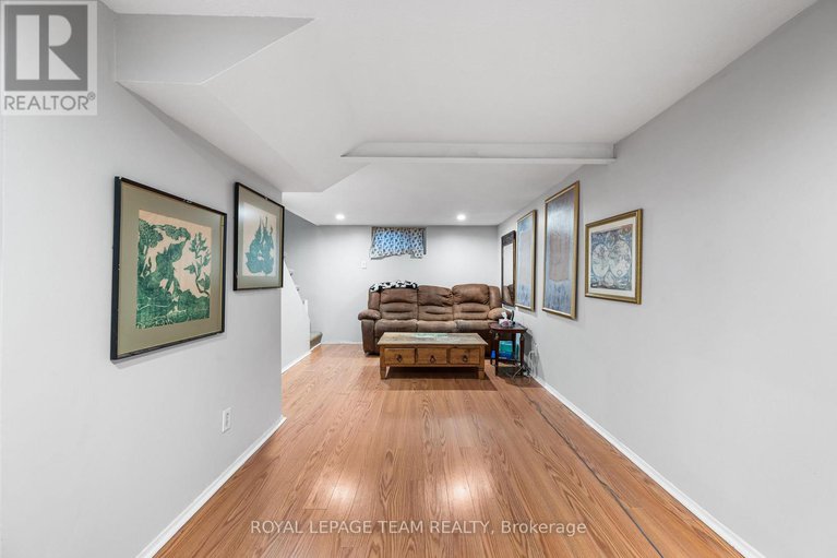 28782909/158-anna-avenue/carlington/ottawa/ontario/K1Z7V2_35