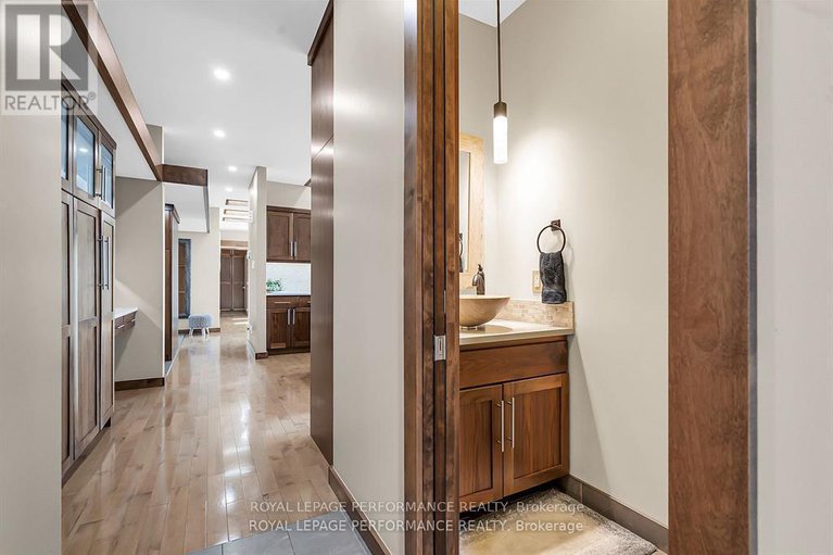 29337350/19-george-patrick-drive/long-sault/south-stormont/ontario/K0C1P0_21