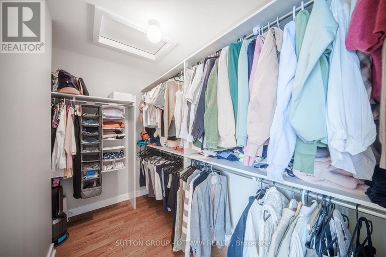 29185050/726-octave-grove/riverside-southgloucester-glen/ottawa/ontario/K1X0C7_29