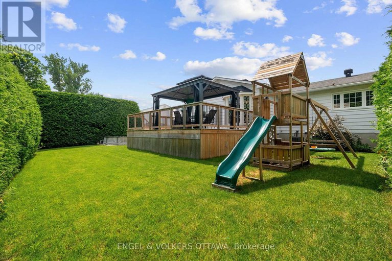 28479228/20-assiniboine-drive/borden-farmstewart-farmcarleton-heightsparkwood-hills/ottawa/ontario/K2E5R7_34