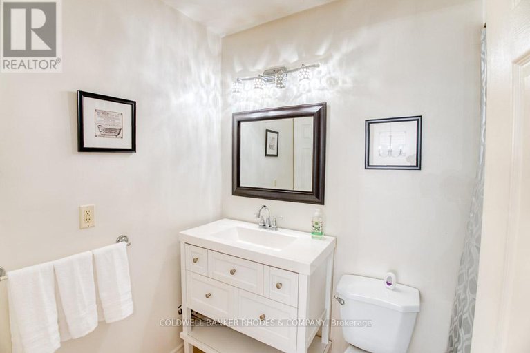 28917620/18-6475-colony-square/convent-glen-north/ottawa/ontario/K1C3E1_15