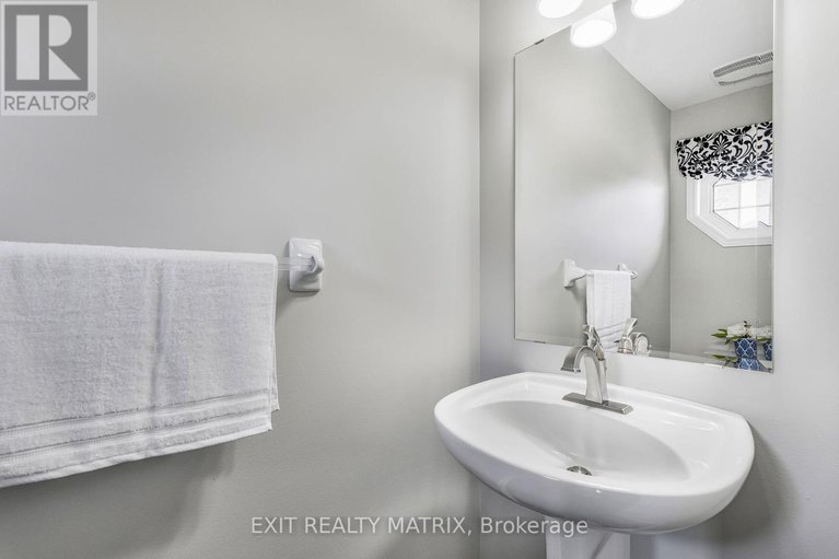 28923460/441-june-court/mer-bleuebradley-estatesanderson-park/ottawa/ontario/K1W0C9_4