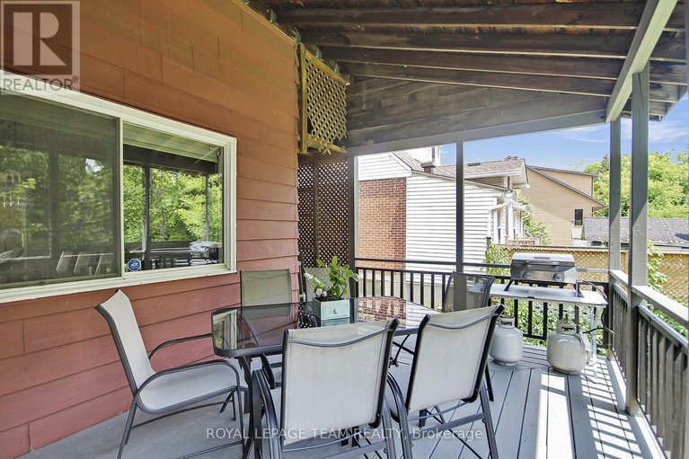28464329/96-prince-albert-street/overbrookcastle-heights/ottawa/ontario/K1K2A1_37