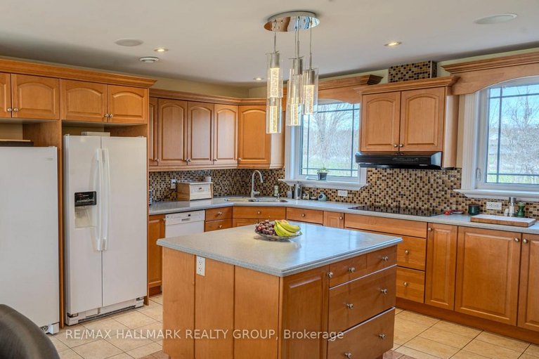 29654321/21-skeel-court/btwn-franktown-rd-fallowfield-rd/ottawa/ontario/K0A1B0_7