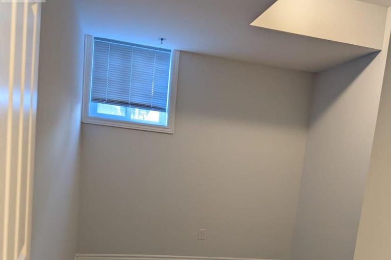 29450663/641-makwa-private/cfb-rockcliffe-and-area/ottawa/ontario/K1K5A4_9