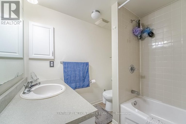 29041001/28-799-montreal-road/cfb-rockcliffe-and-area/ottawa/ontario/K1K0S9_18