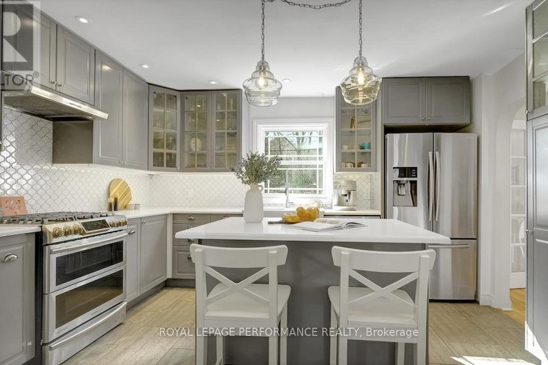 29647561/1638-abbey-road/riverview-park/ottawa/ontario/K1G0H3_18