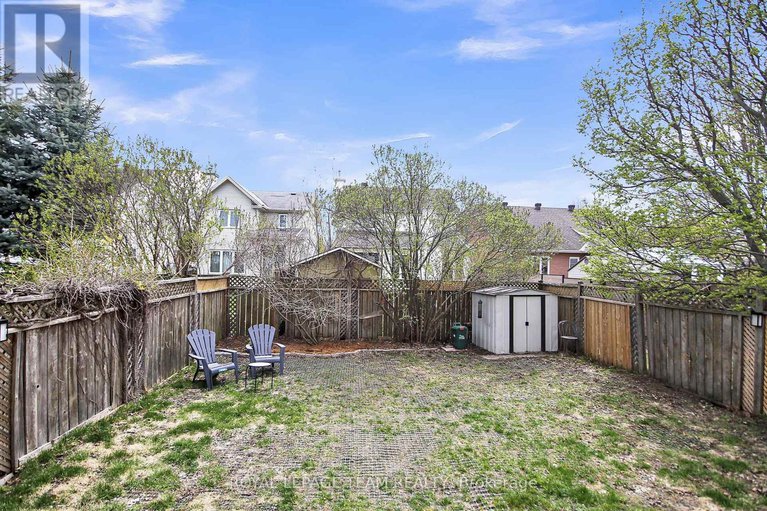 28518237/102-longshire-circle/longfields/ottawa/ontario/K2J4K8_47