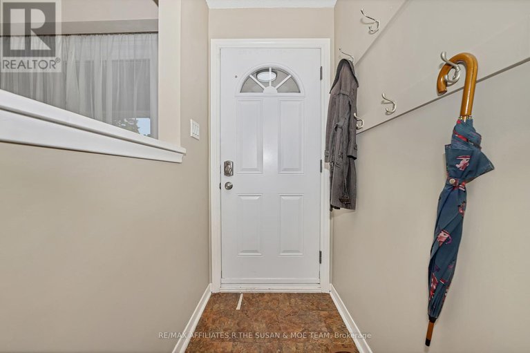 28906635/596-dickinson-avenue/riverside-park-south/ottawa/ontario/K1V7J4_7