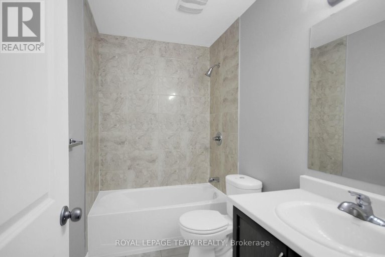 28243617/605-lauraleaf-crescent/half-moon-bay/ottawa/ontario/K2J6G7_35