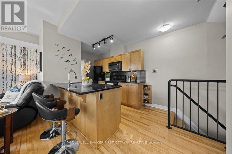 28844862/f-414-nepean-street/ottawa-centre/ottawa/ontario/K1R5G7_6