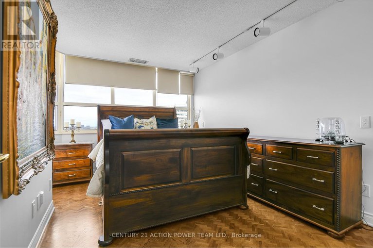 28244386/ph2804-1510-riverside-drive/riverview-park/ottawa/ontario/K1G4X5_28