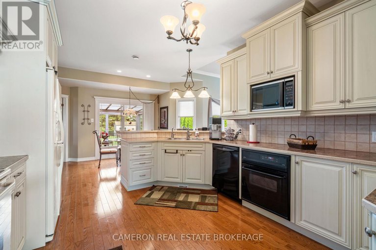 28971630/18105-farlinger-drive/south-glengarry-charlottenburgh-twp/south-glengarry/ontario/K6H5R5_13