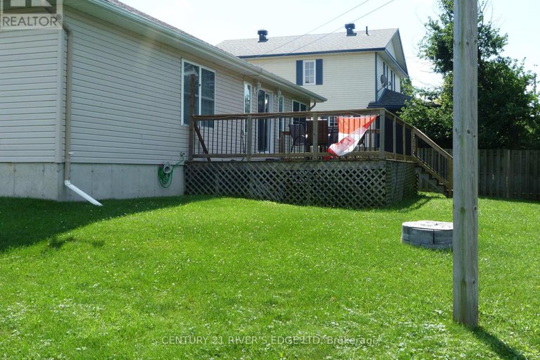 28033034/40-lori-lane/chesterville/north-dundas/ontario/K0C2H0_28